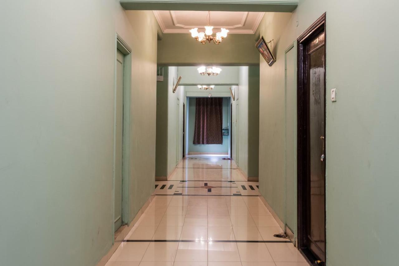 Oyo 38142 Girdhar Mahal Hotel Indore Eksteriør billede